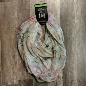 (5 for $10) Floral Scarf